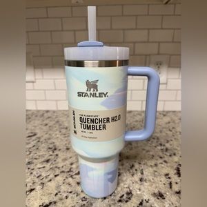 🪻NWT Stanley 40 oz Quencher H2.0 FlowState Tumbler - Cool Serene Brushstrokes🪻